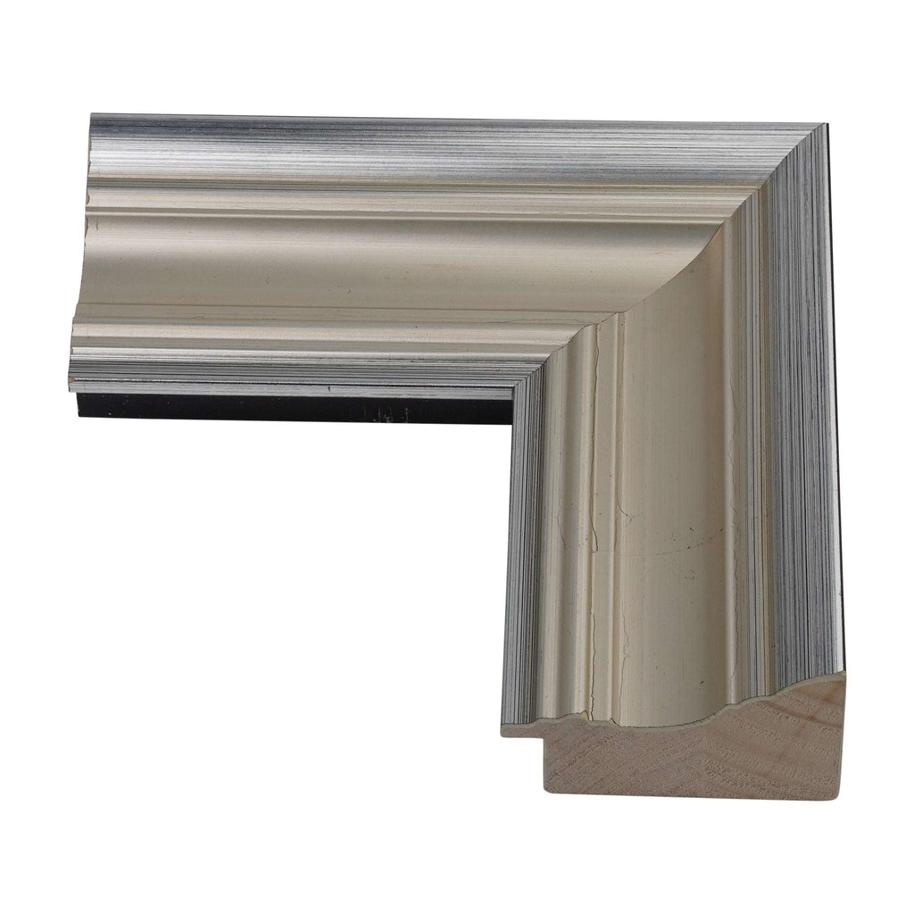 1154 - 2 1/2" Silver Scoop w/ Brown Sides