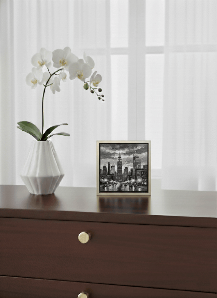 7024 - 1 5/8" Depth Silver Shadow Floater With Black Inset